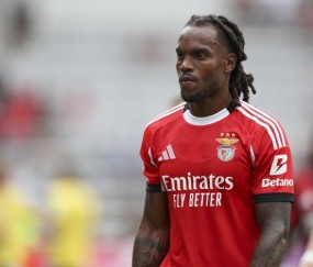 巴黎中场桑谢斯将以租借形式转会至希腊帕纳辛纳科斯俱乐部